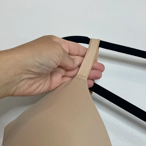 Knix Beige WingWoman Bra Size 8+ 40F 42F 40G 42G Wireless Comfy - Picture 3 of 11